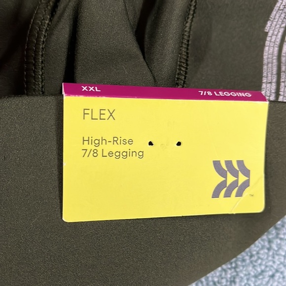 All in motion, high rise, leggings - Picture 8 of 8